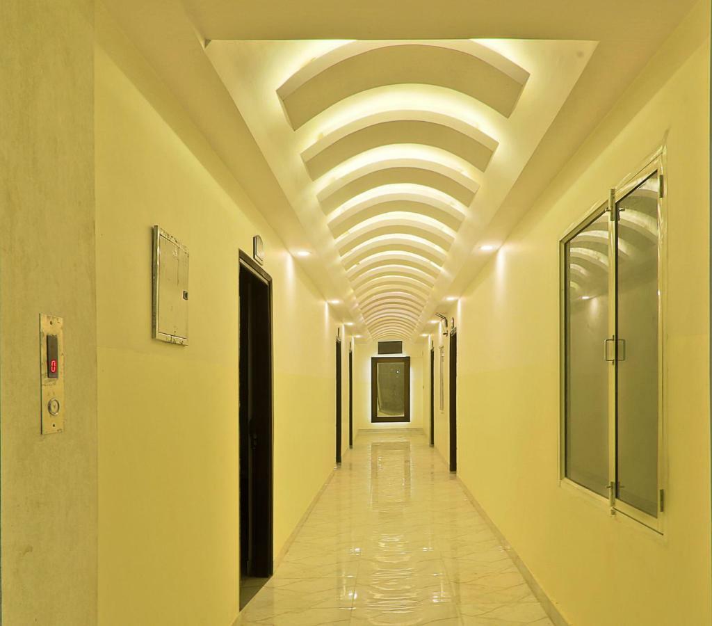 Hotel Airport City Near Delhi International Airport Нью-Делі Екстер'єр фото